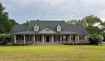 131 Lakeview Ct, Adel, GA 31620