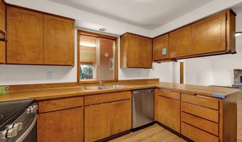 7087 ASTER St, Springfield, OR 97478