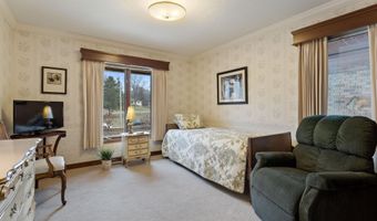 1128 Benton St, Anoka, MN 55303