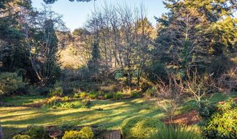 498 KLAMATH Ave SE, Bandon, OR 97411