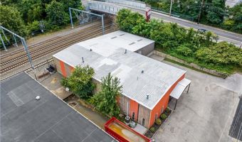 350 Station St, Cranston, RI 02910