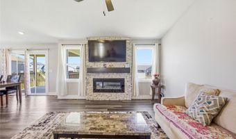 706 NE Country Meadow Dr, Ankeny, IA 50021