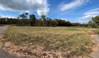 10912 Cooperage Dr, Bentonville, AR 72713