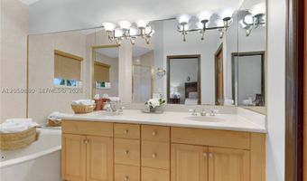 21399 Marina Cove Cir M-15, Aventura, FL 33180