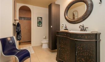 11 Willow St 5, Newport, RI 02840