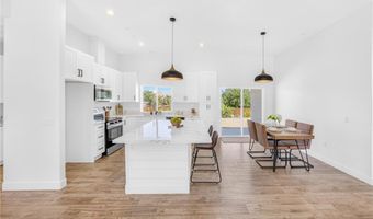 18620 SYMERON Rd, Apple Valley, CA 92307