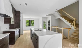 1539 Crystal Rd, Charlotte, NC 28205