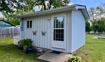 1412 S Carnation, Aurora, MO 65605