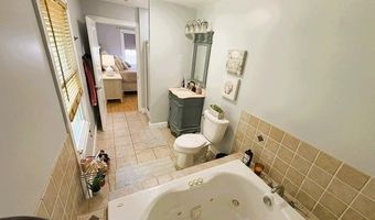 18 Calef St 1, Cranston, RI 02920