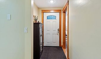 1 Castle View Ln, Belgrade, ME 04917