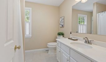 28 Old Harvard Rd, Boxborough, MA 01719