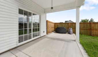 1801 Deerberry Ct, Aberdeen, NC 28315