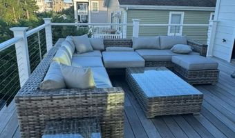281 7TH St, Avalon, NJ 08202