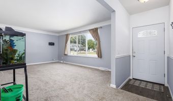 1113 Summer St, Algonac, MI 48001