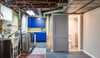 151 Lakewood Blvd, Madison, WI 53704