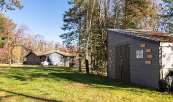 3851 Division St W, Backus, MN 56435