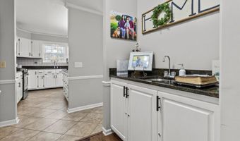 217 Collier Dr, Albertville, AL 35951