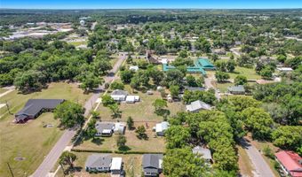 445 W HOOKER St, Bartow, FL 33830