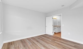 2451 MIDTOWN Ave 714, Alexandria, VA 22303