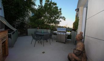 3807 Crest Rd, Rancho Palos Verdes, CA 90275