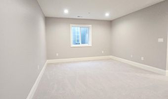 5804 RIDGEFIELD Rd, Bethesda, MD 20816