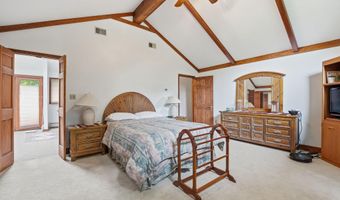 4920 BROOK HILLS Dr, Annandale, VA 22003