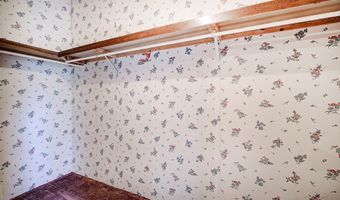 497 Cherokee Trl, Ball Ground, GA 30107