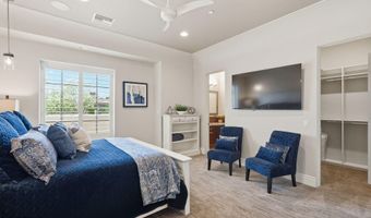 525 W HARMONY Pl, Chandler, AZ 85248