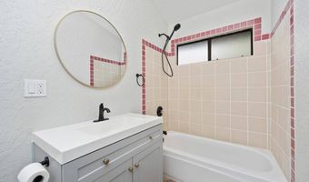 87-3205 Guava Rd, Captain Cook, HI 96704