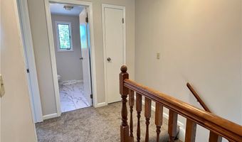 549 Burroughs Dr, Amherst, NY 14226