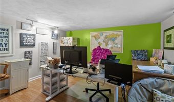 17 Mowry Ave, Cumberland, RI 02864