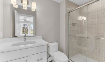 805 Club Dr W, Aurora, OH 44202