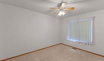 838 Lindsay Ct SW, Altoona, IA 50009