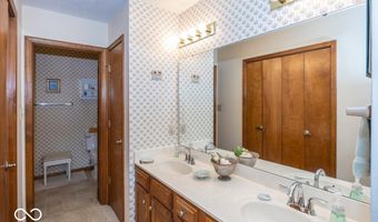 6943 Arjay Dr, Indianapolis, IN 46217