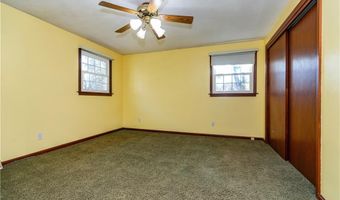 38 Greenwood Rd, North Kingstown, RI 02852