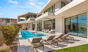 81 Hawk Ridge Dr, Las Vegas, NV 89135