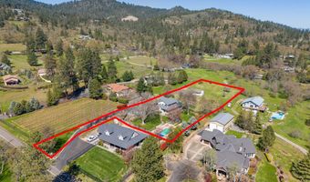 1916 Old Military Rd, Central Point, OR 97502