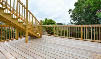 114 Jones Ave, Bridgeport, CT 06604