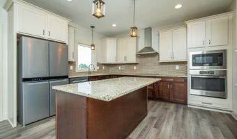 1813 Strauss Ave, Adel, IA 50003