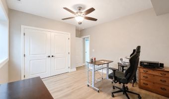 1727 Roebling Rd, Adel, IA 50003