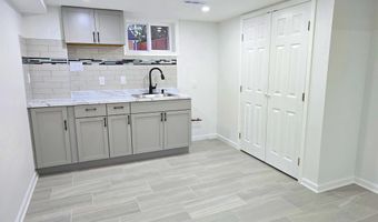 4813 LAWRENCE St, Alexandria, VA 22309