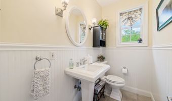 117 Chippenwood Ln, Bristol, CT 06010