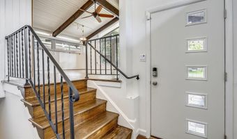 5511 HUNTINGTON Pkwy, Bethesda, MD 20814