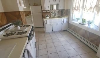 33 Garden Ave, Belleville, NJ 07109