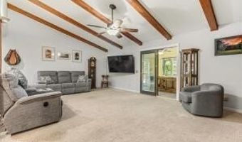 2522 Cindy St, Athens, TN 37303
