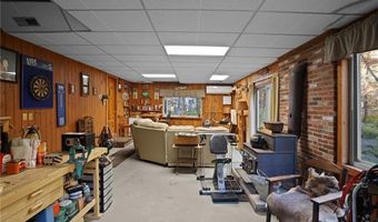 550 Twin Brook Ln, Coventry, RI 02816