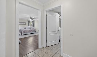 82 Drury Ln, Albertville, AL 35950