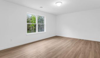 393 Southern Blvd, Bayville, NJ 08721