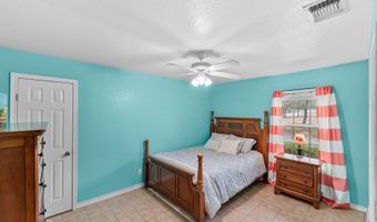 703 Falling Leaves Dr, Adkins, TX 78101