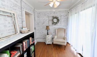805 Mcrae Rd, Camden, SC 29020